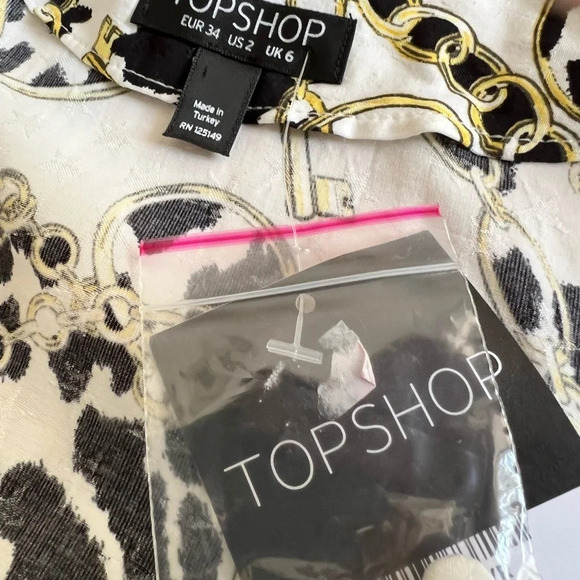 Topshop Wrap Top Size 2 On tag but fits medium. - Picture 6 of 6